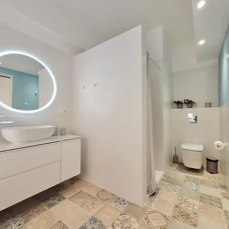 Plaza Y Playa Apartment *